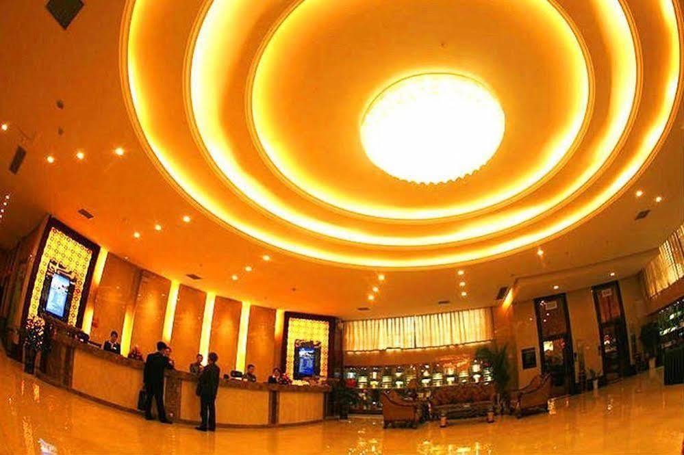 New Beacon Runfeng International Hotel Wuhan Exterior photo